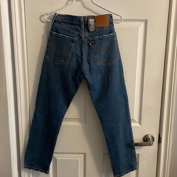 BNWT - Levi’s 501 Original Cropped High rise - Picture 3 of 4